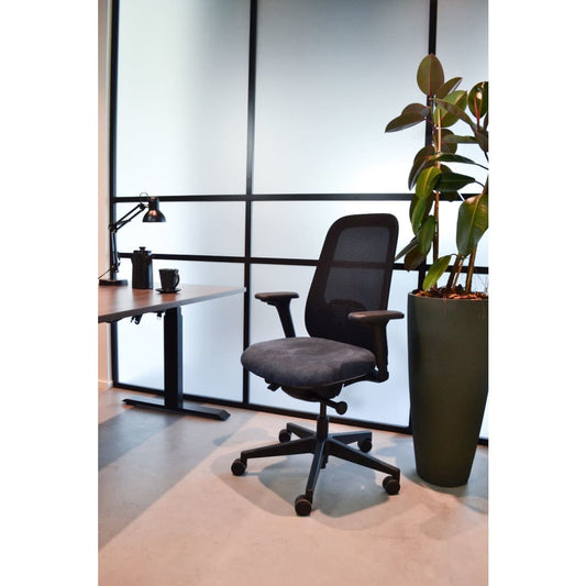 Workliving Nora Mesh Black Regain - Office Chair Ergonomic Design NEN1335
