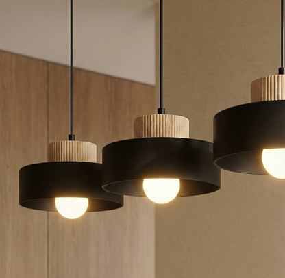 Kivi 3 pendant light black