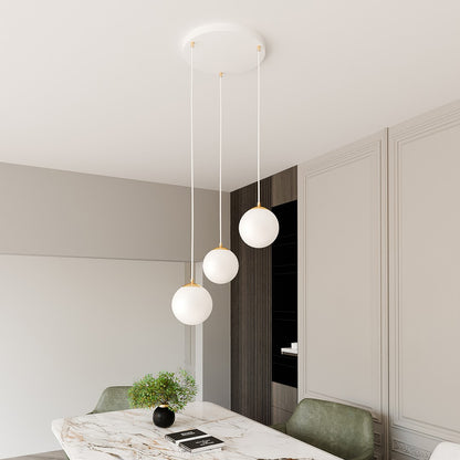 Royal 3 pendant light white