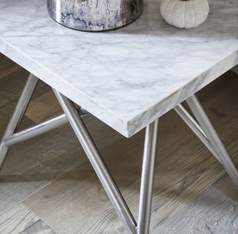 Coral konsolbord i marmor