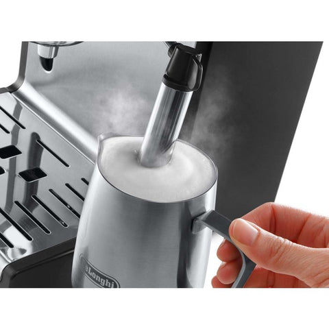 Espressomaskine med pumpe - DELONGHI - ECP33.21.BK - 15 bar - Sort / Sølv