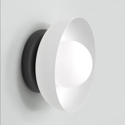 Ozzy wall lamp white