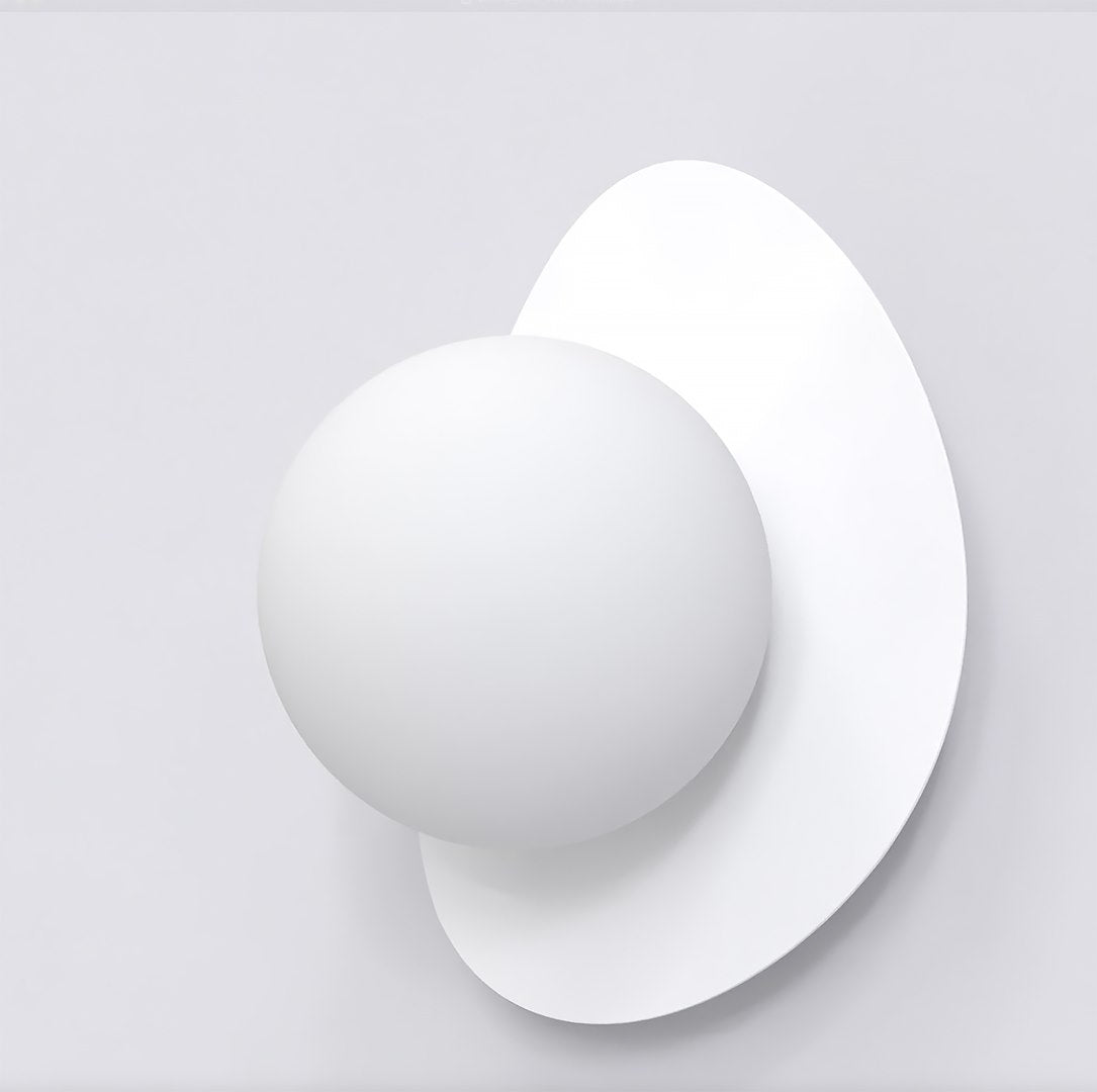 Ovo wall lamp white
