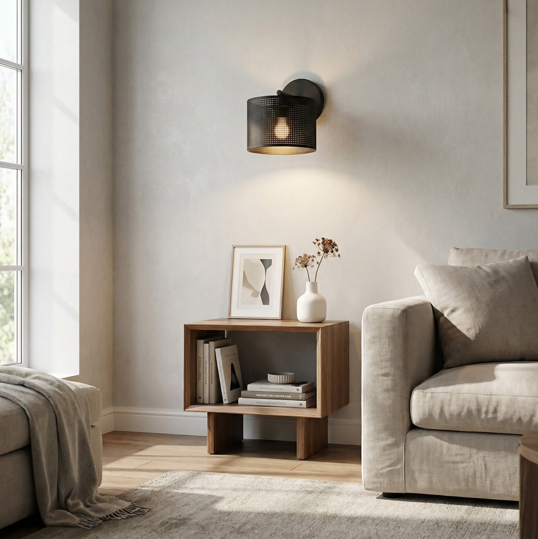 Lux wall lamp black