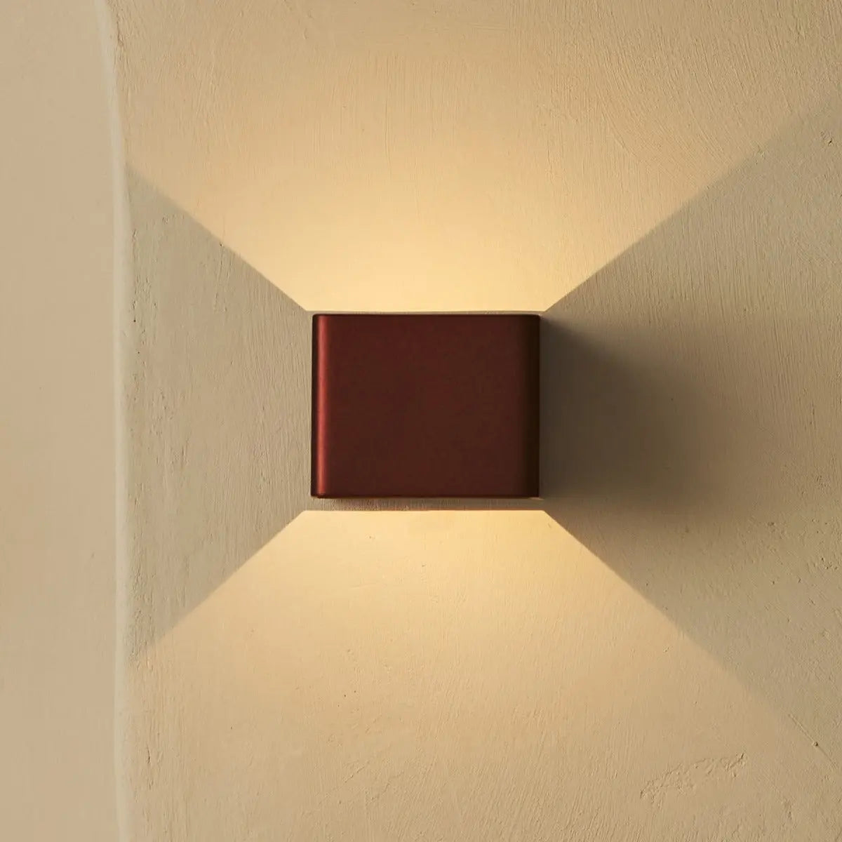 Tess Bronze Rechargeable Wall Lamp | Motion sensor, 20 Light Modes & Remote Control-3